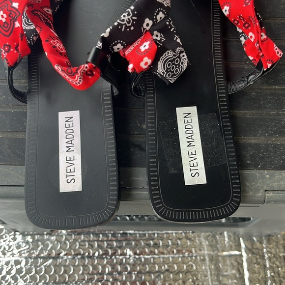 Steve Madden Women's Bandana Sandals - Red, Black, and Pink - Picture 9 of 9